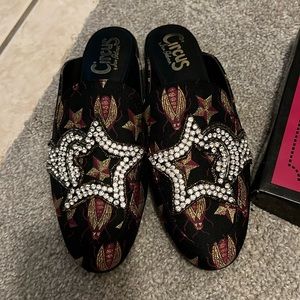 Loafter mules size 6 1/2